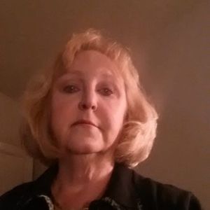 Meet your Posher, Carol